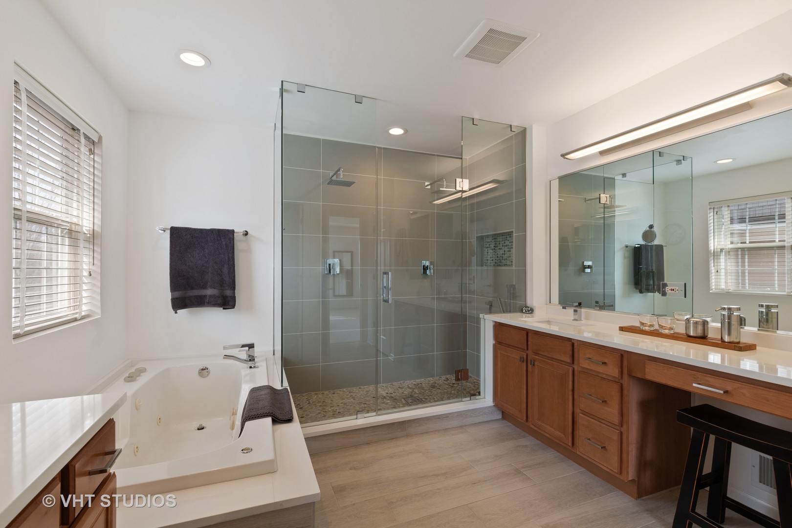 4611 Jenna Road Glenview, IL 60025 - Photo 9 of 17