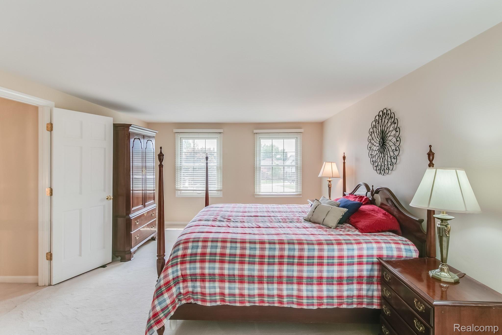 42222 Waterfall Road Northville, MI 48168 - Photo 10 of 36 IMG_0046.jpg