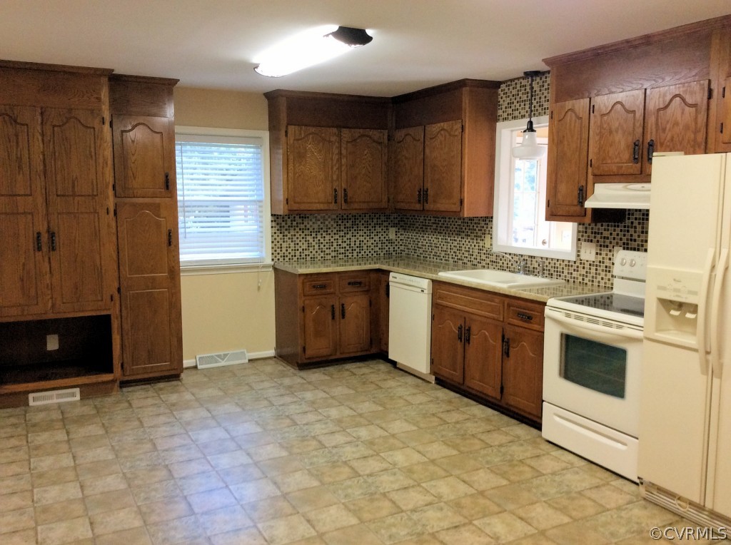 601 Enon Church Road Chester, VA 23836 - Photo 11 of 24 Gallery Image 11
