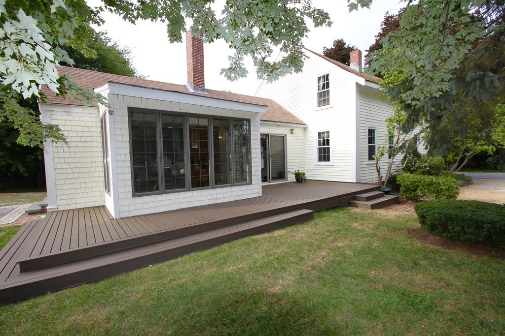47 Locust Street Merrimac, MA 01860 - Photo 20 of 24 a view of a house with backyard and garden