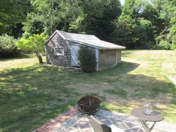 47 Locust Street Merrimac, MA 01860 - Photo 21 of 24 a view of a back yard of the house