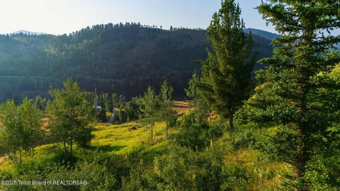 $1,400,000 | 9055 Highway 89, Jackson, WY 83001