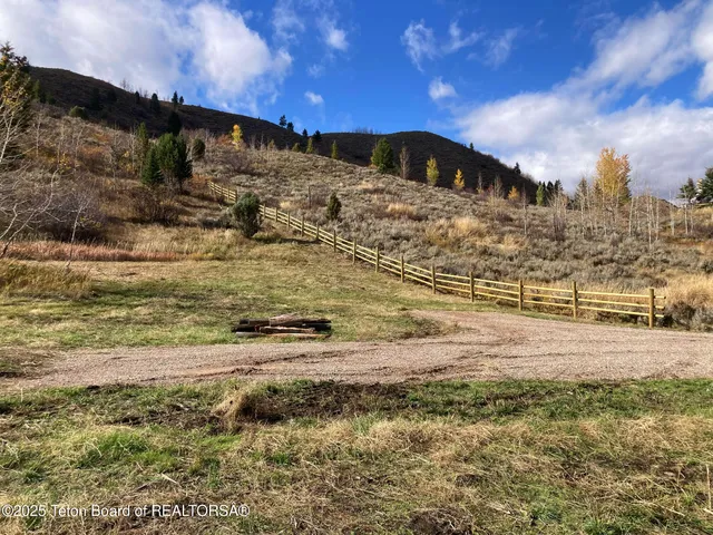 $1,400,000 | 9055 Highway 89, Jackson, WY 83001