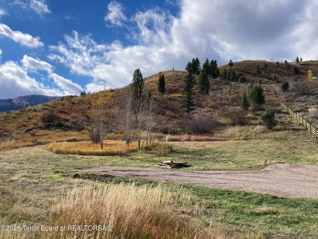 $1,400,000 | 9055 Highway 89, Jackson, WY 83001