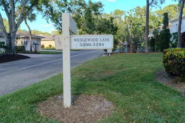 a street sign on the side of the road