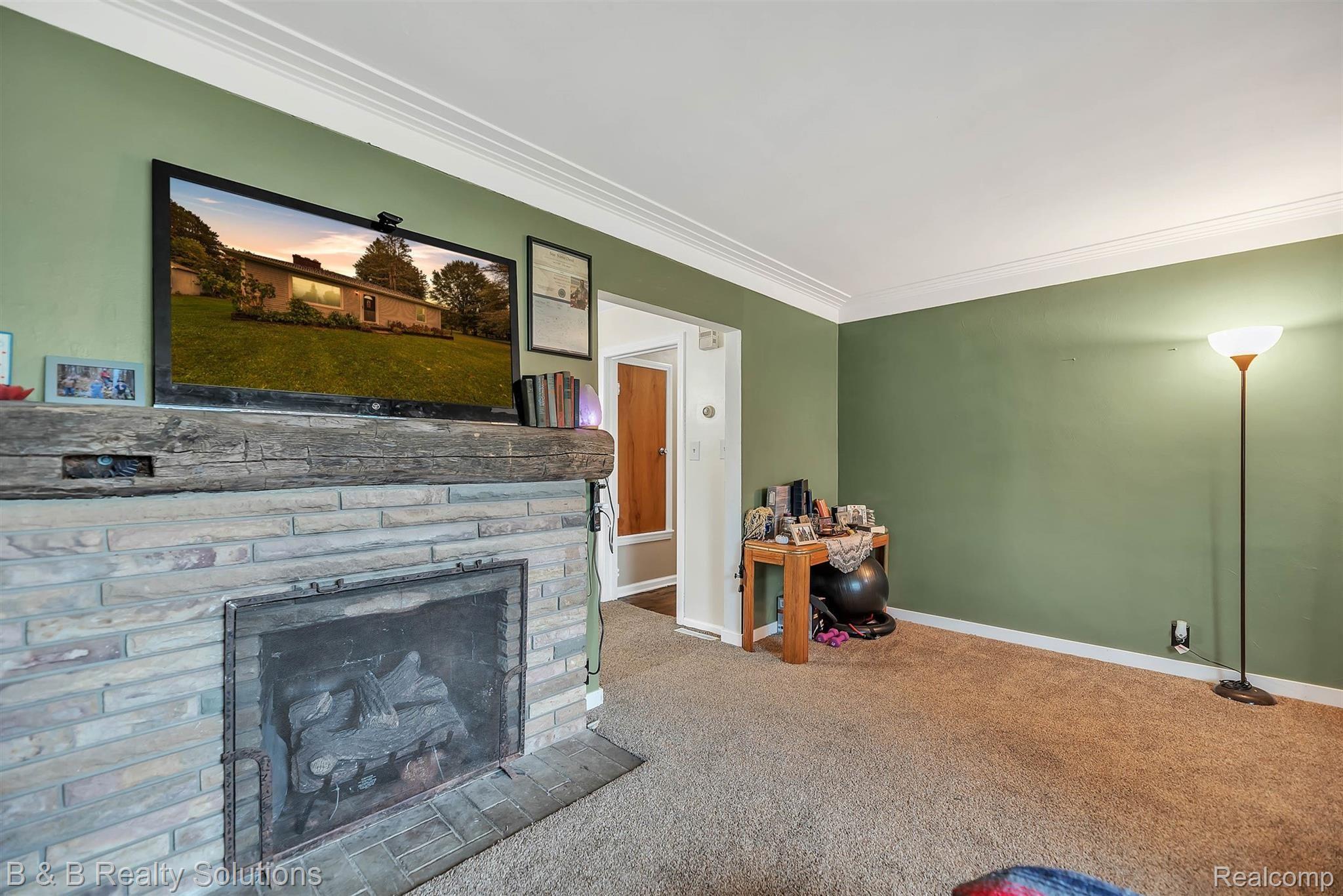 5220 North State Road Davison, MI 48423 - Photo 11 of 45 13-5220 N State Rd-WindowStill-Real.jpg