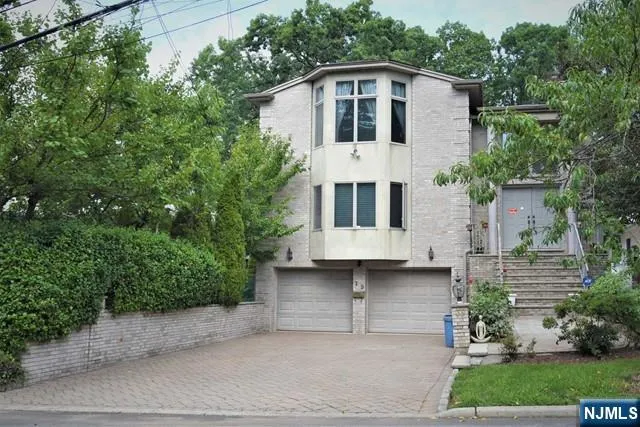$6,100 | 39 Irving Avenue, Englewood Cliffs, NJ 07632