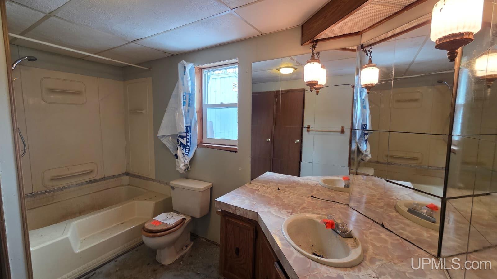 7122 Maple Grove Road Munising, MI 49862 - Photo 12 of 44