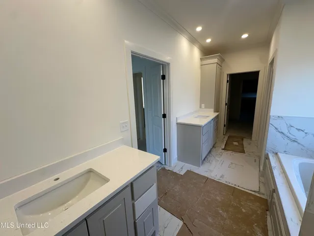 $364,600 | 440 Aurora Circle, Canton, MS 39046