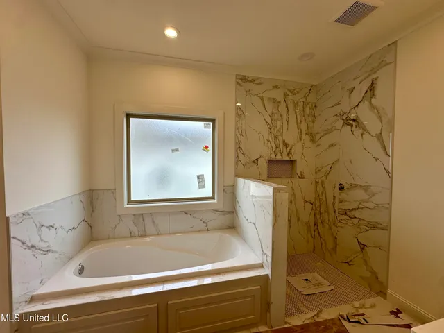 $364,600 | 440 Aurora Circle, Canton, MS 39046