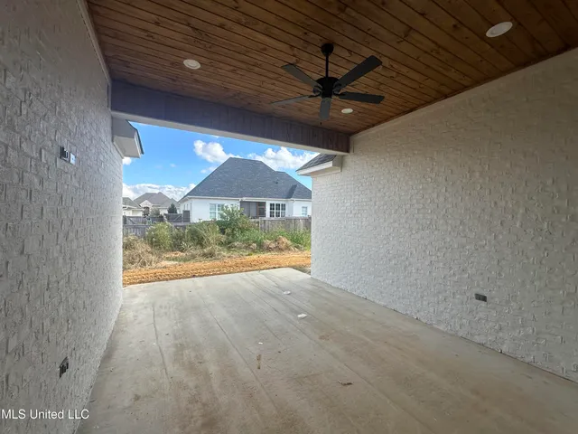 $364,600 | 440 Aurora Circle, Canton, MS 39046