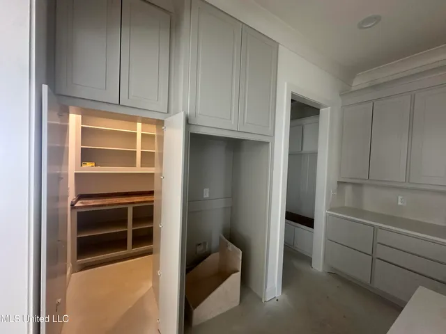 $364,600 | 440 Aurora Circle, Canton, MS 39046