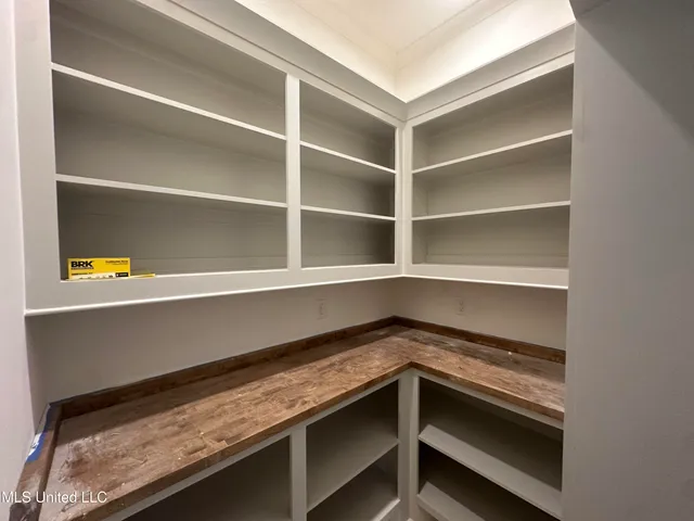 $364,600 | 440 Aurora Circle, Canton, MS 39046