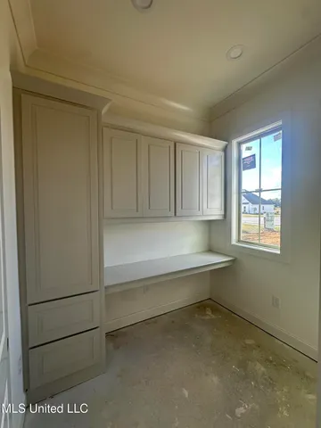 $364,600 | 440 Aurora Circle, Canton, MS 39046