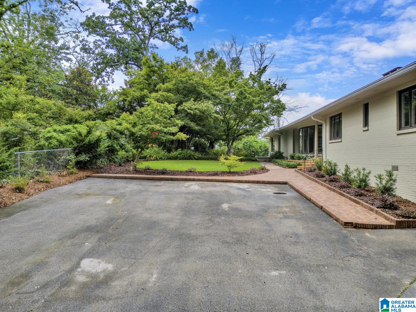 3004 Smyer Road Birmingham, AL 35209 - Photo 2 of 74