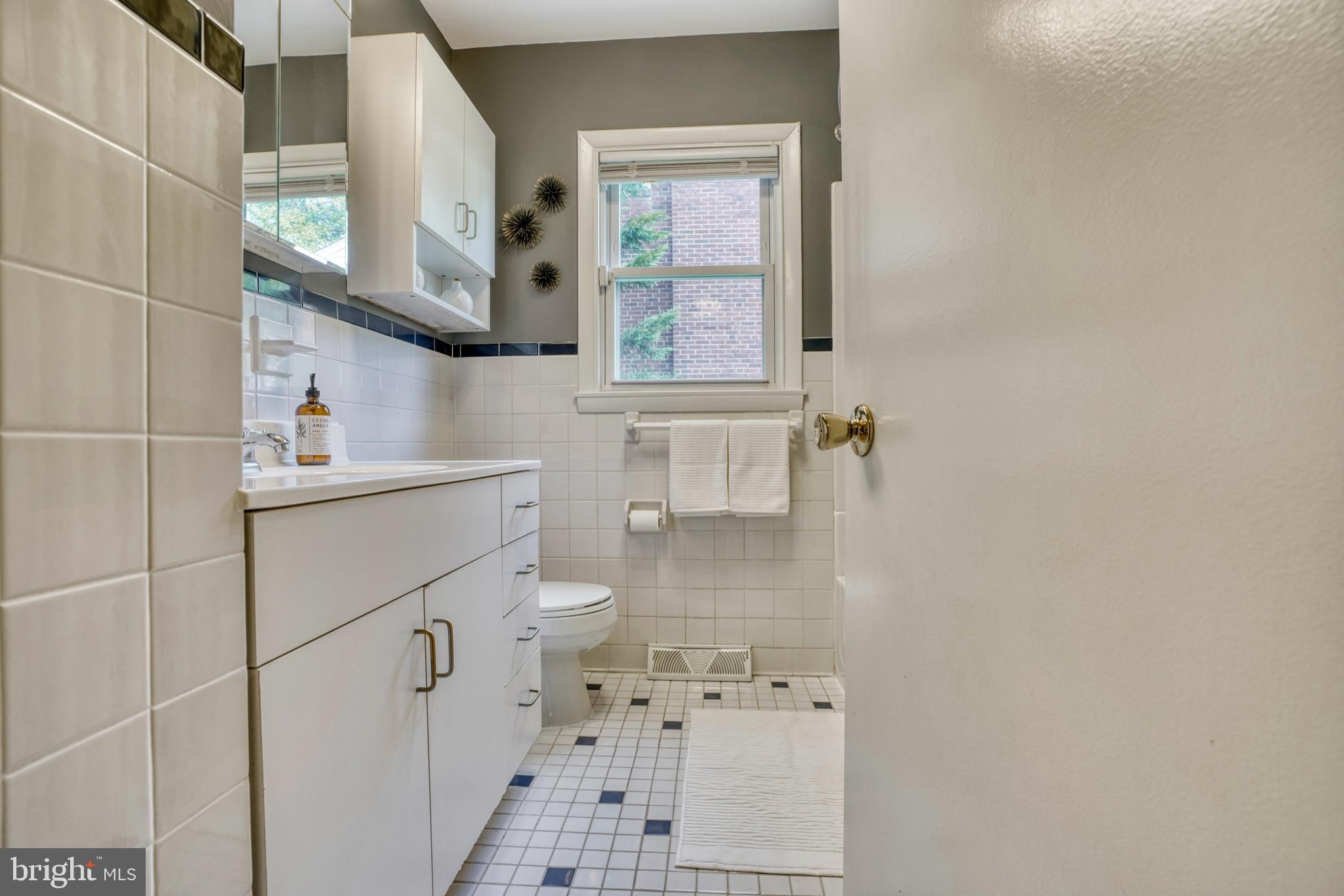546 Brook Road Baltimore, MD 21286 - Photo 40 of 69 Gallery Image 40