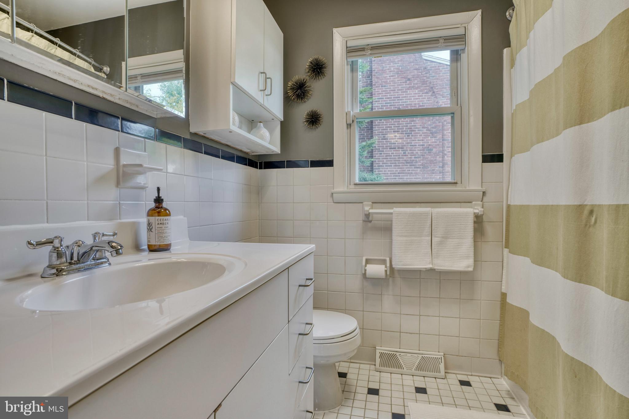 546 Brook Road Baltimore, MD 21286 - Photo 41 of 69 Gallery Image 41