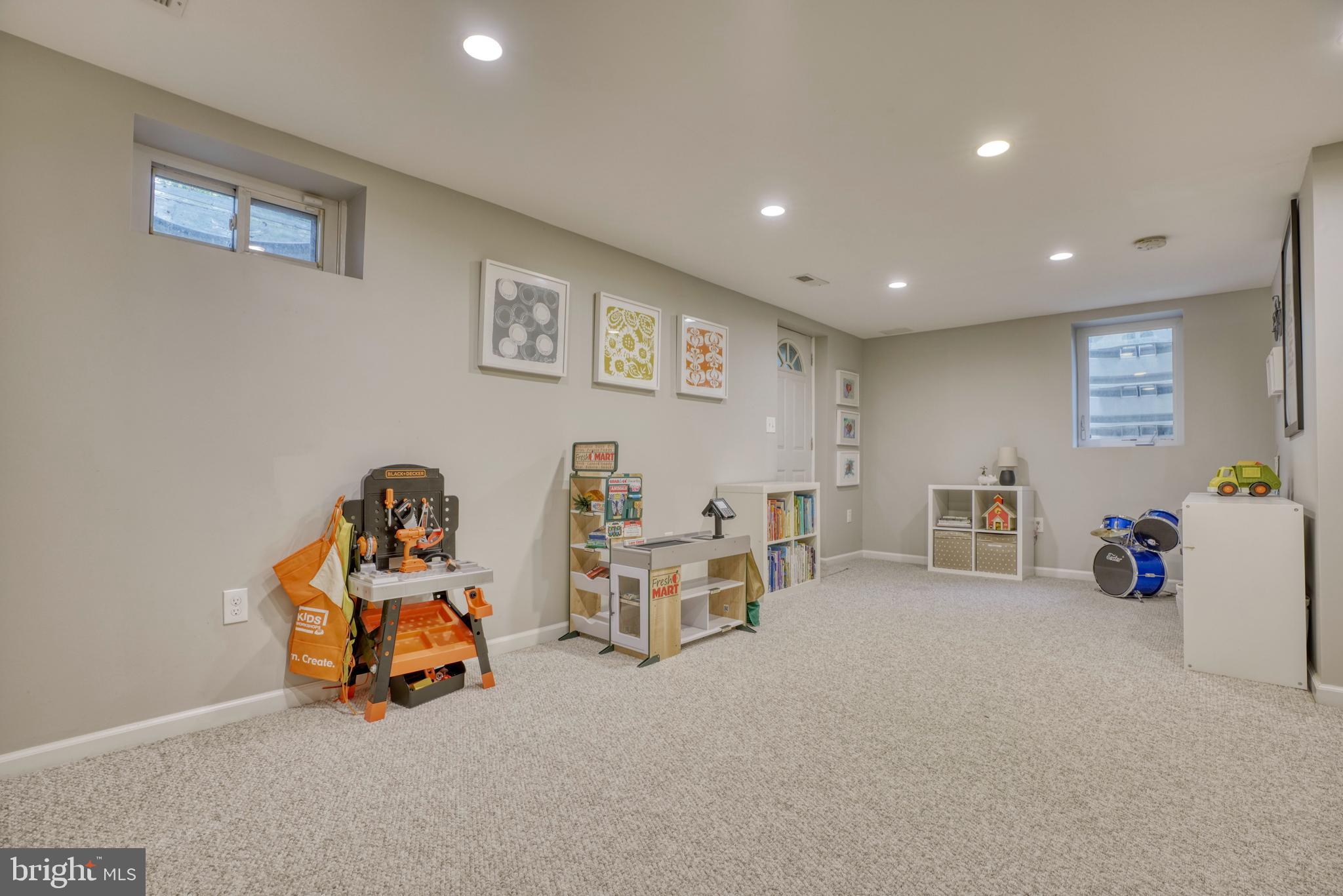 546 Brook Road Baltimore, MD 21286 - Photo 52 of 69 Gallery Image 52