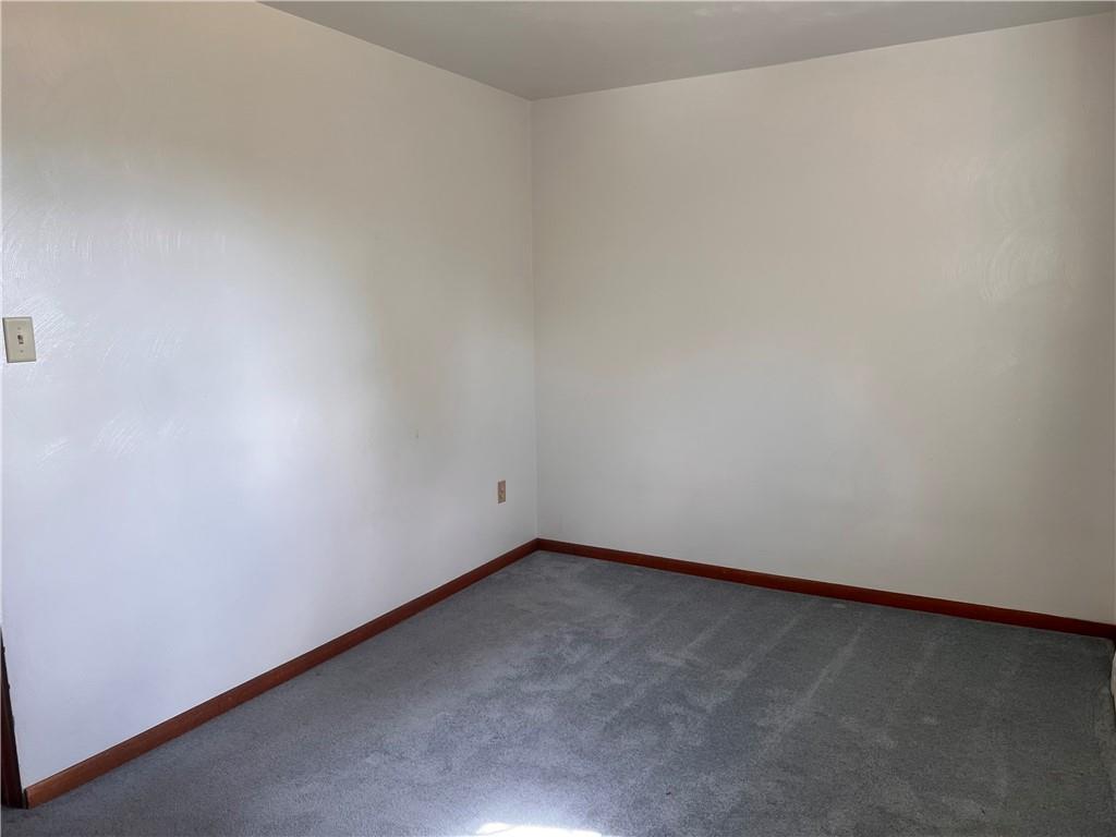 737 Maple Street Harwick, PA 15049 - Photo 20 of 41 2nd bedroom - Bright