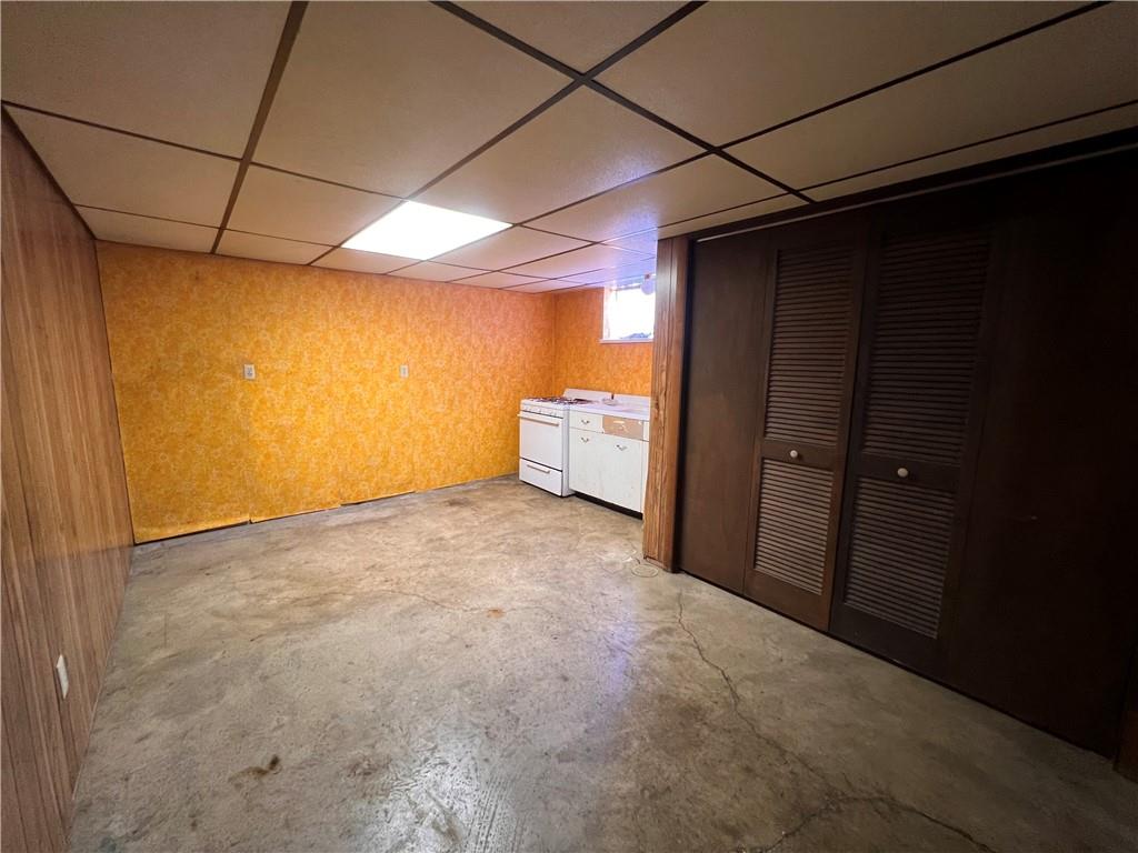 737 Maple Street Harwick, PA 15049 - Photo 28 of 41 Basement kitchen, w/ gas stove and sink