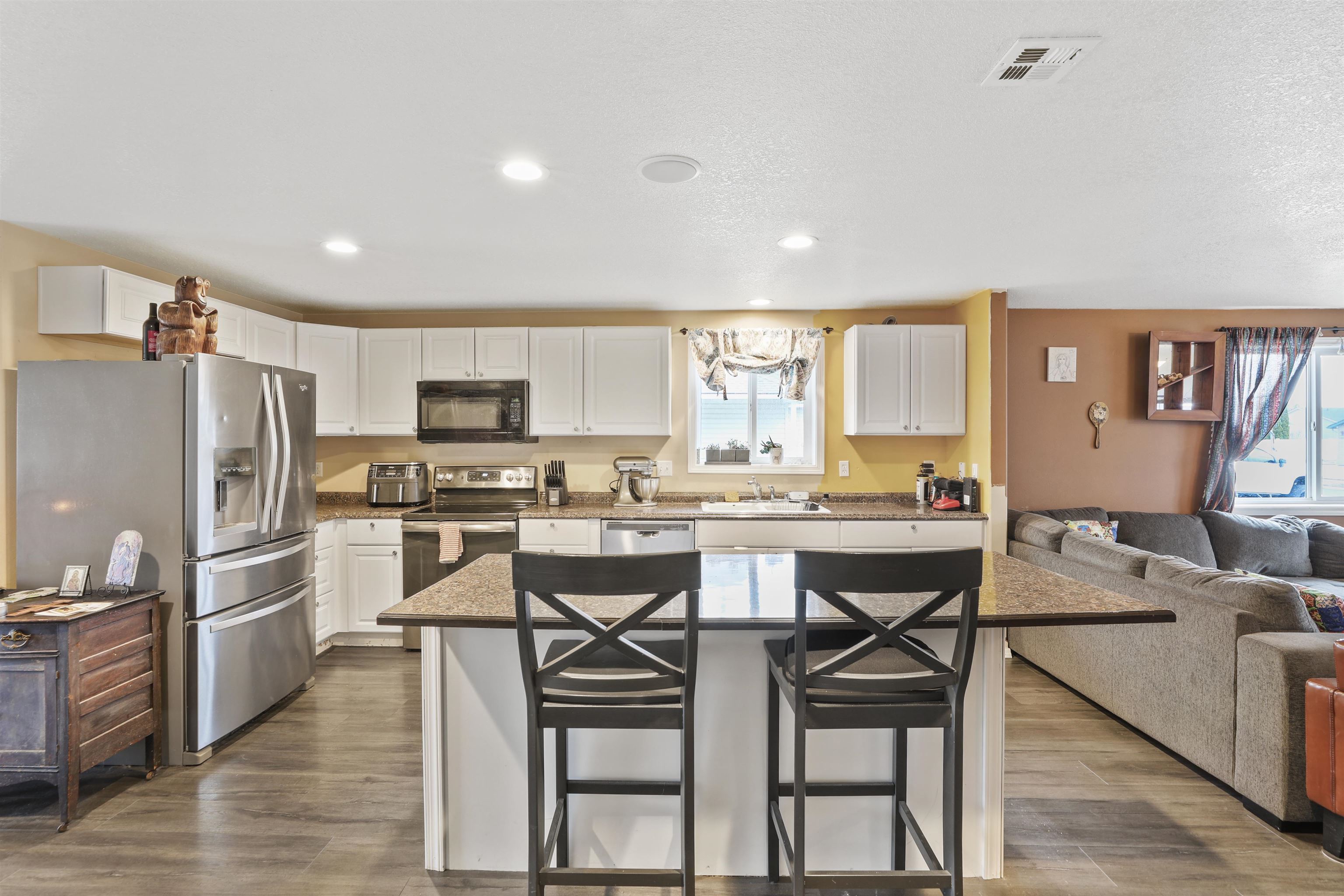 10012 West Raspberry Avenue Cheney, WA 99004 - Photo 3 of 20