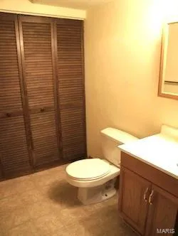 $1,050 | 814 White Oak Drive, Unit 1, O'Fallon, IL 62269