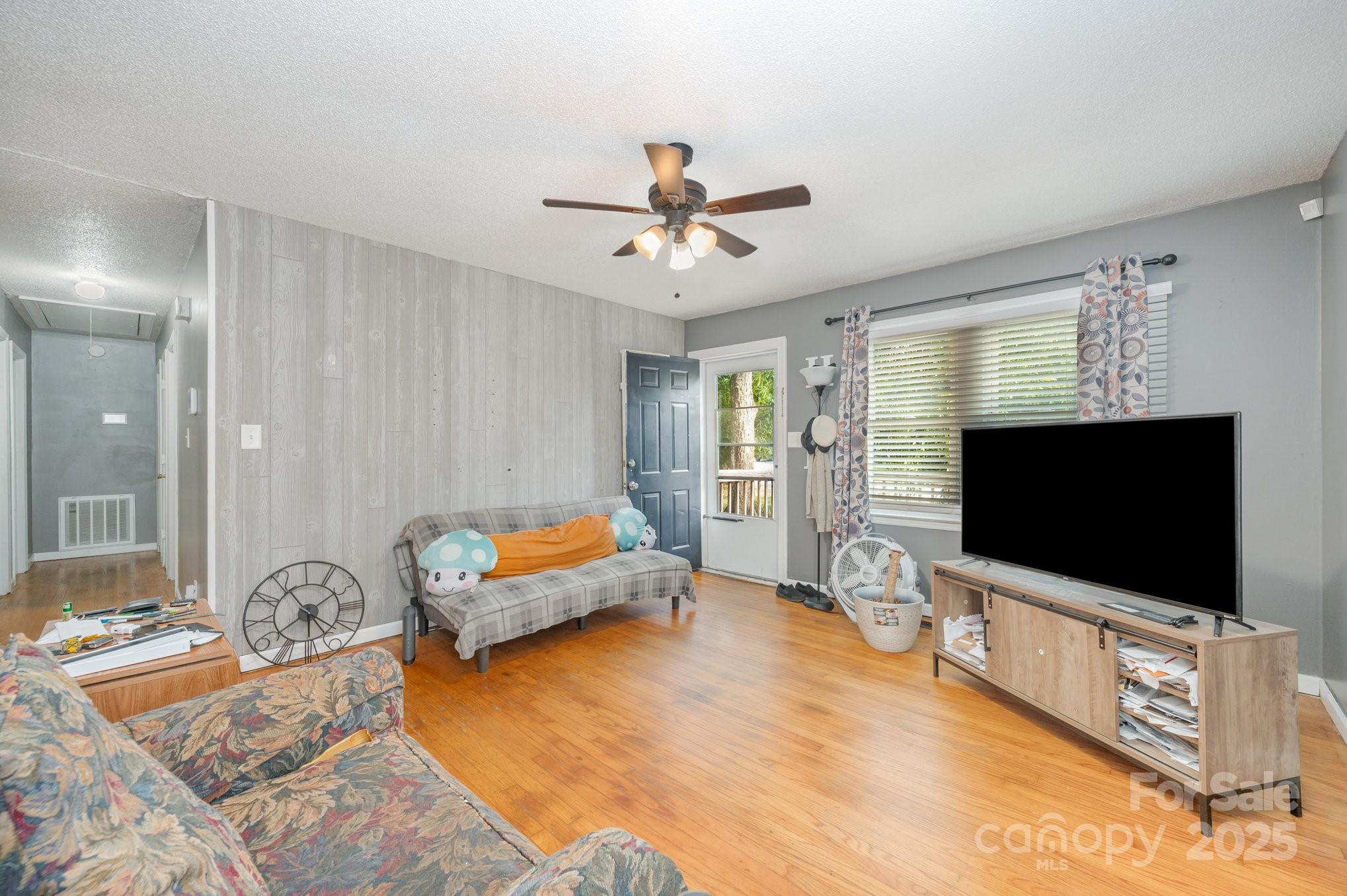 1527 Ellen Avenue Rock Hill, SC 29732 - Photo 3 of 13