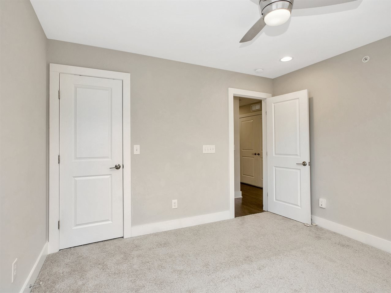 511 North Person Street, Unit 201 Raleigh, NC 27604 - Photo 15 of 27 Photo 15