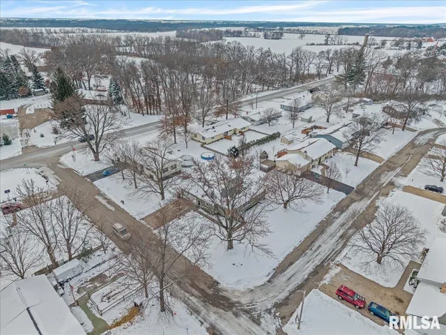 $225,000 | 102 Amber Lane, Geneseo, IL 61254