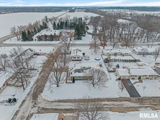 $225,000 | 102 Amber Lane, Geneseo, IL 61254