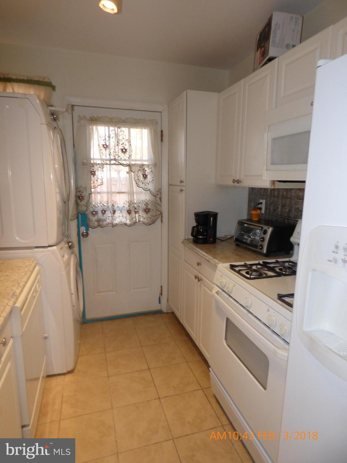 7712 Oxman Road Landover, MD 20785 - Photo 4 of 9 Kitchen