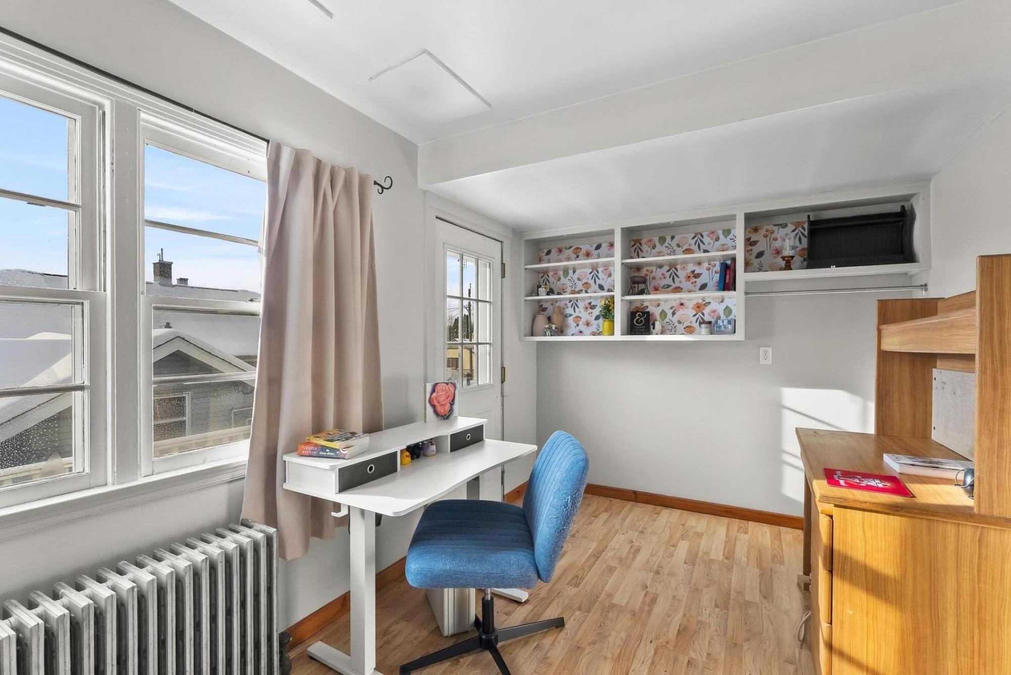 1617 Madison Street Manitowoc, WI 54220 - Photo 19 of 34 This room would be a great home office, nursery or den.