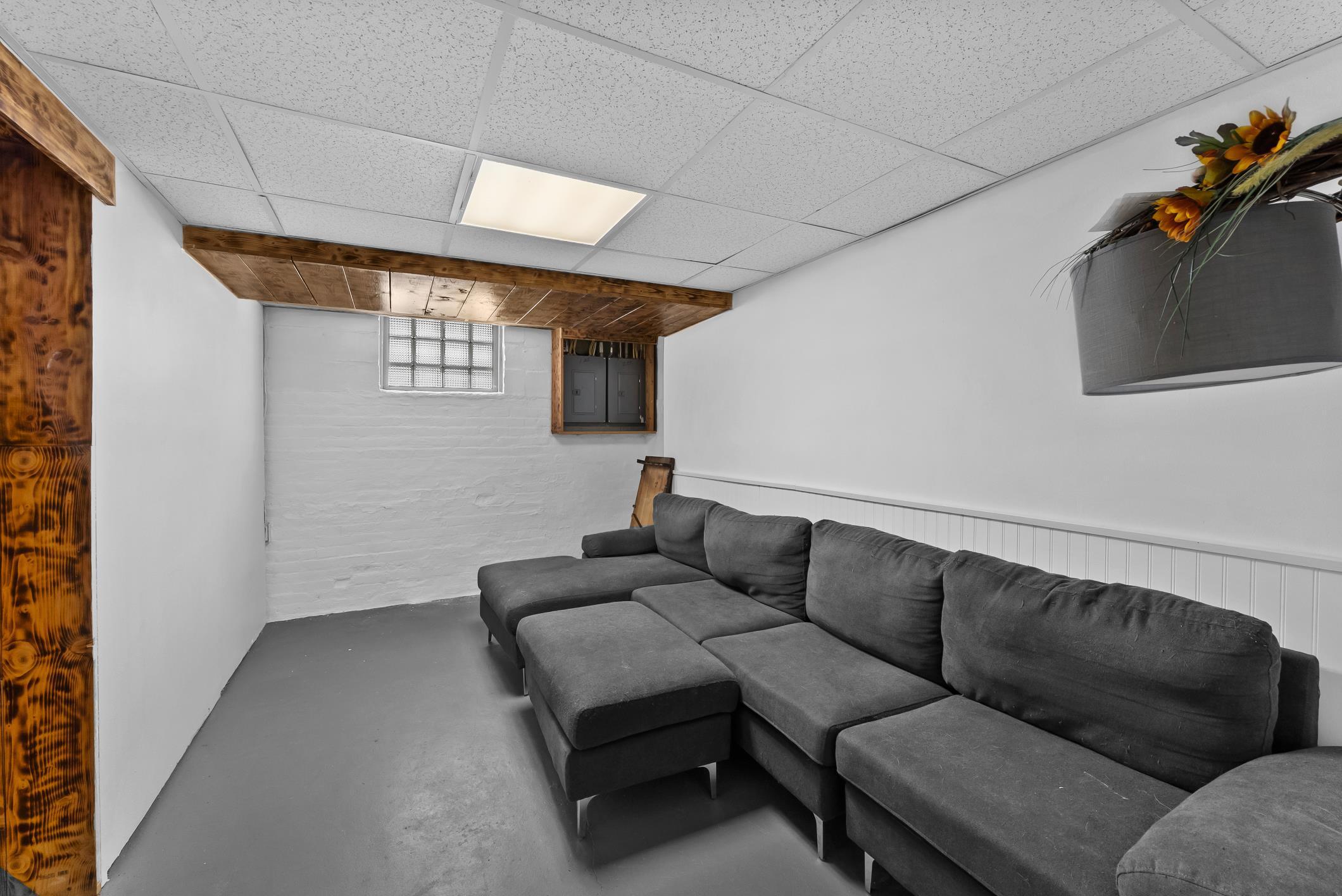 1617 Madison Street Manitowoc, WI 54220 - Photo 24 of 34 This room could be a home office or rec room area.