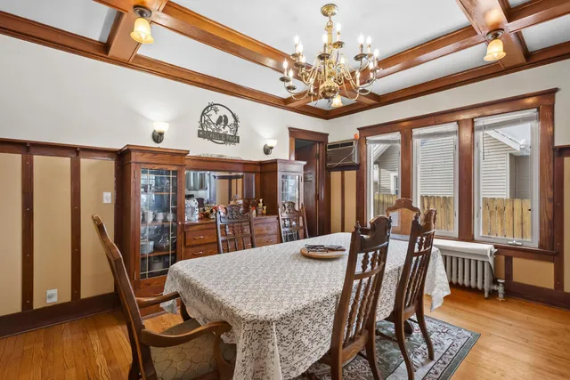 $224,900 | 1617 Madison Street, Manitowoc, WI 54220