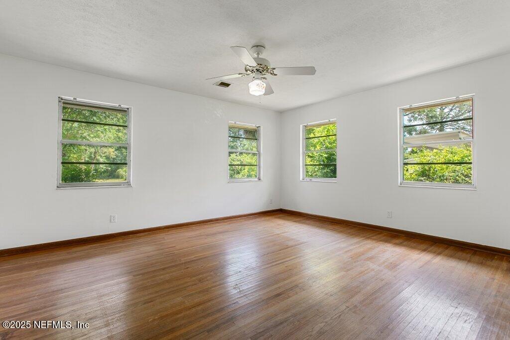 5207 Eulace Road Jacksonville, FL 32210 - Photo 23 of 50 Owner's Suite