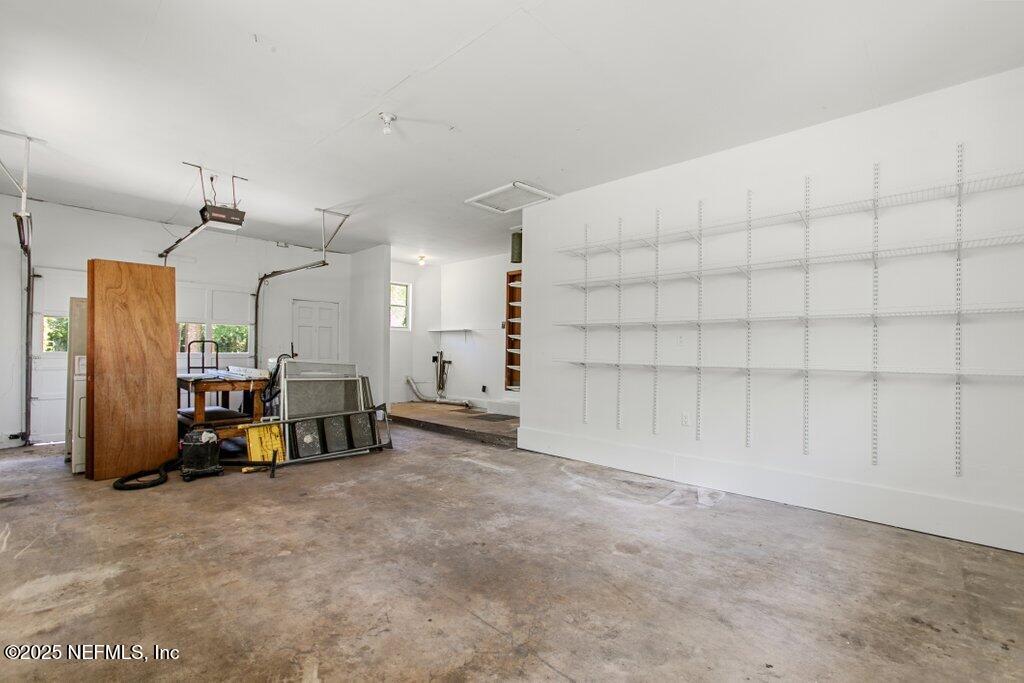 5207 Eulace Road Jacksonville, FL 32210 - Photo 33 of 50 Garage