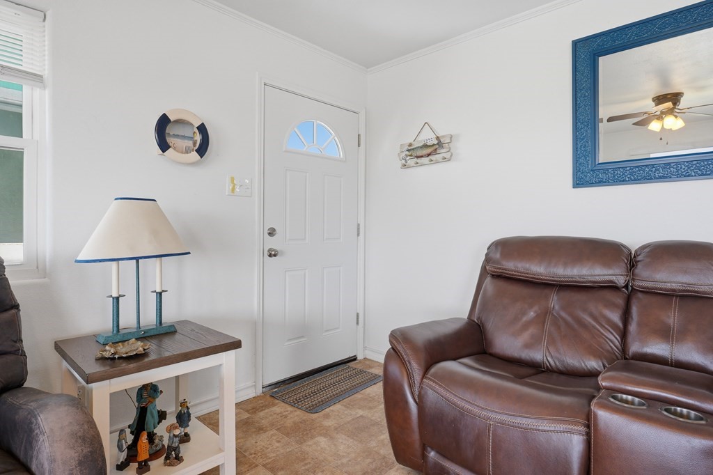 554 Copano Cove Road Rockport, TX 78382 - Photo 22 of 40