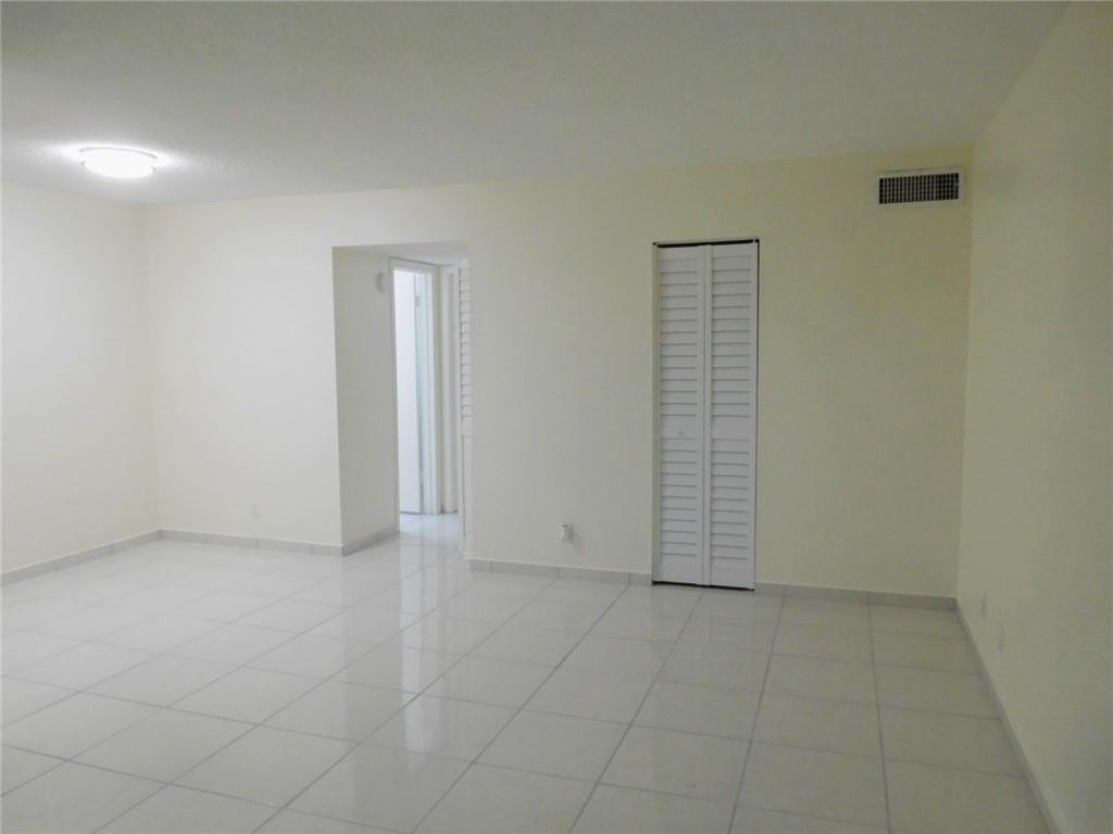 1425 Arthur Street, Unit 414B Hollywood, FL 33020 - Photo 27 of 50 Photo 27