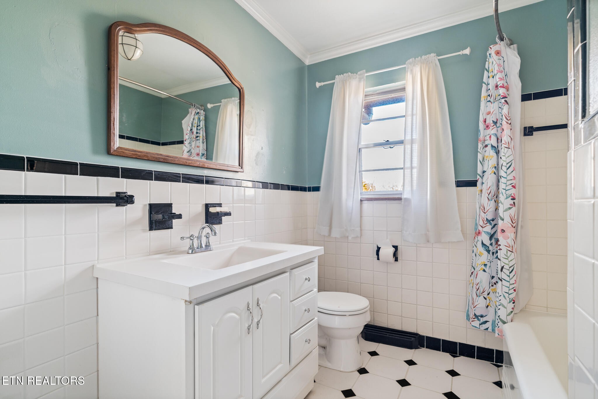 5009 Sunset Road West Knoxville, TN 37914 - Photo 17 of 37 Gallery Image 17