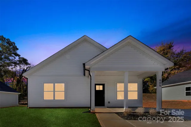 $235,000 | 605 Meadow Avenue, Spencer, NC 28159