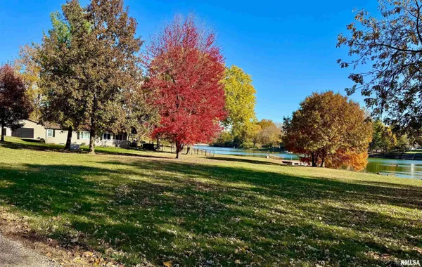 $450,000 | 16103 East Blackfoot Drive, Cuba, IL 61427