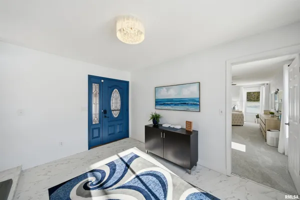 $450,000 | 16103 East Blackfoot Drive, Cuba, IL 61427