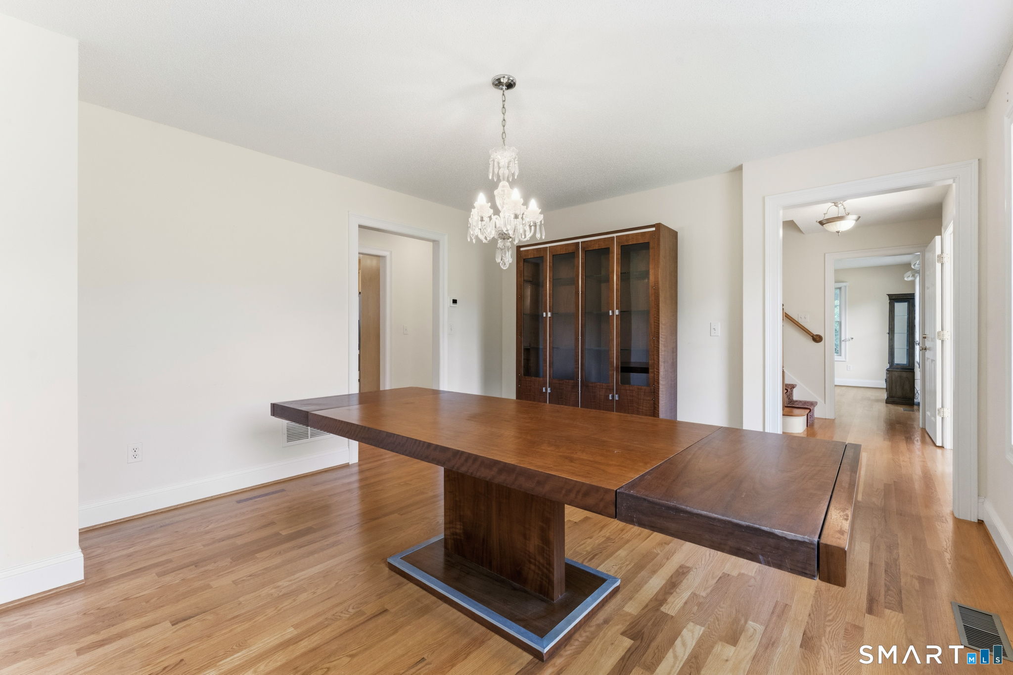 12 Juniper Road Bloomfield, CT 06002 - Photo 16 of 40 This Dining table is now gone