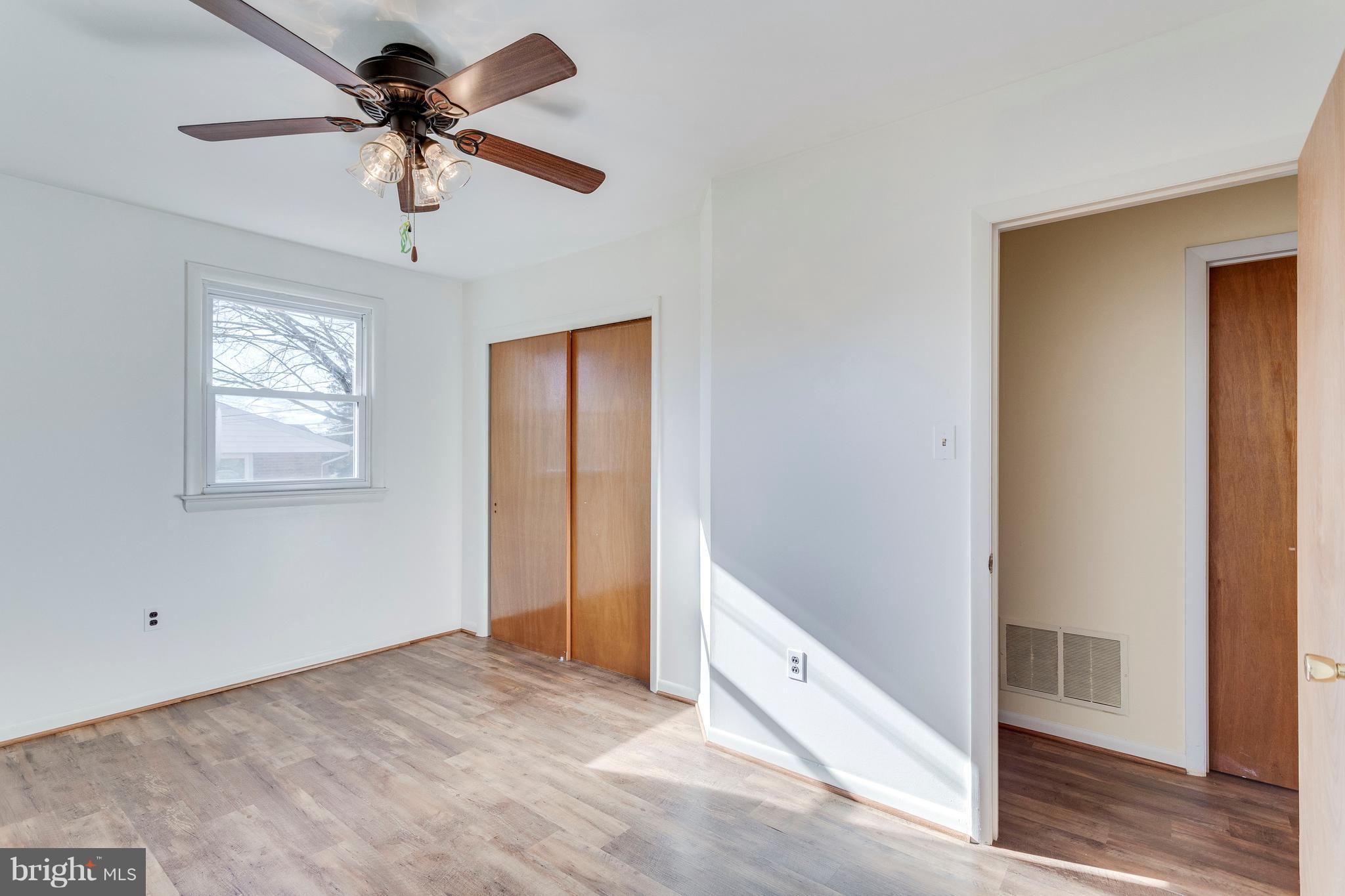 11312 Brandywine Road Clinton, MD 20735 - Photo 17 of 39 master bedroom
