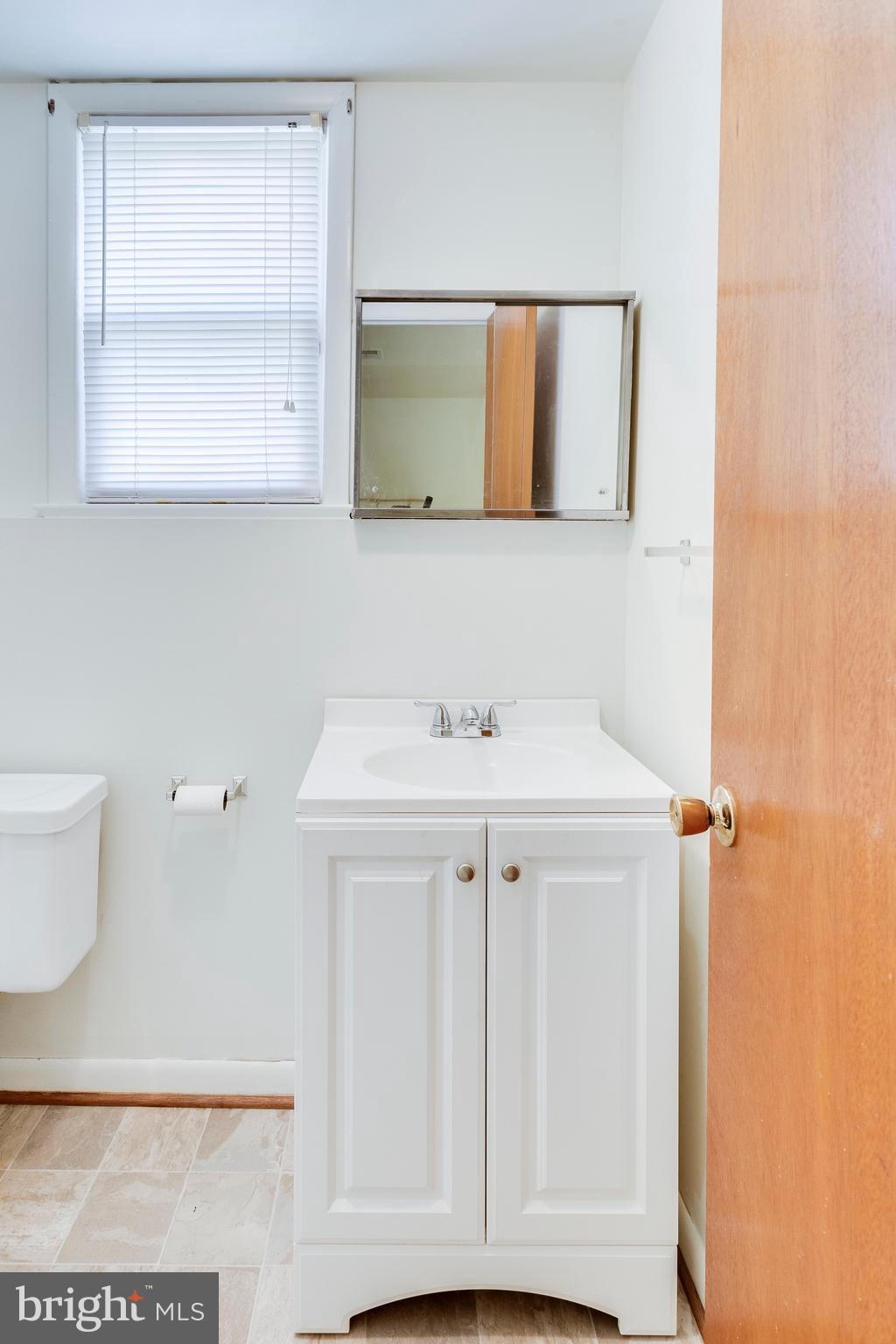 11312 Brandywine Road Clinton, MD 20735 - Photo 25 of 39 bathroom