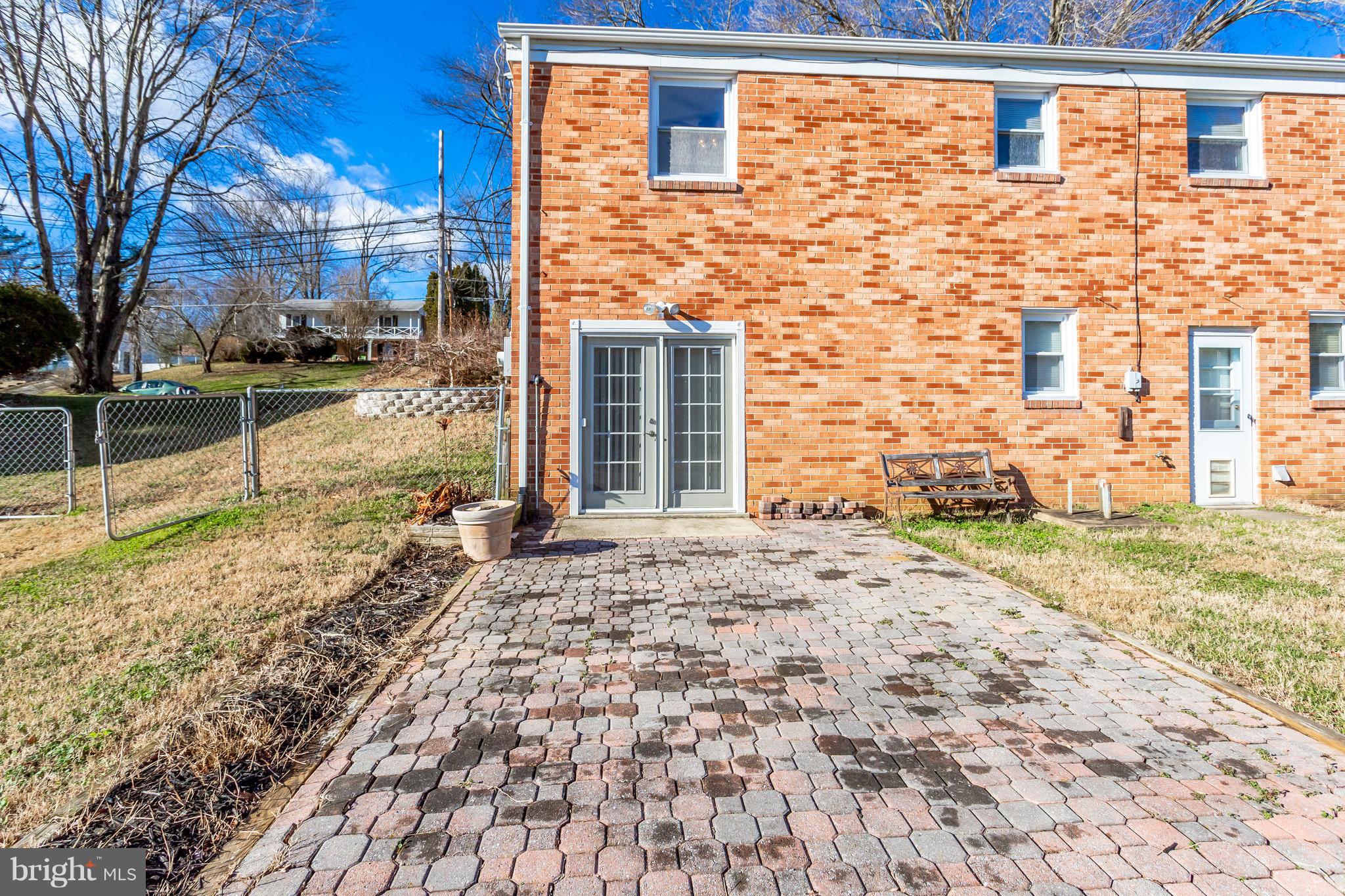 11312 Brandywine Road Clinton, MD 20735 - Photo 36 of 39 patio space