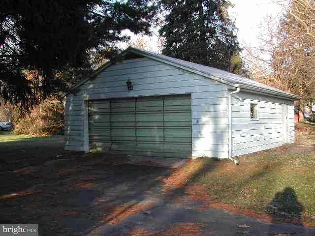 960 North River Road Halifax, PA 17032 - Photo 3 of 4 Gallery Image 3