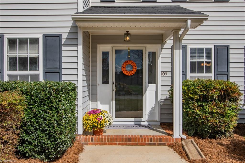 105 Stapleton Way High Point, NC 27265 - Photo 2 of 22 Welcome Home!
