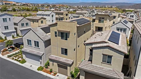$849,900 | 222 Goldfinch Street, Rancho Mission Viejo, CA 92694
