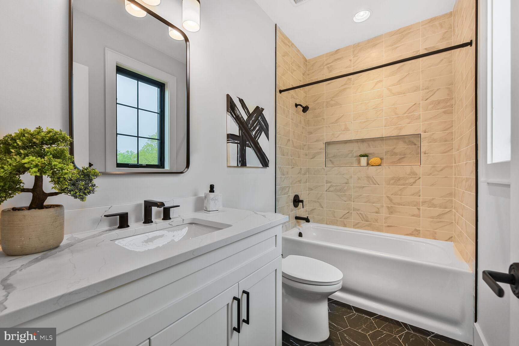 6820 Marbury Road Bethesda, MD 20817 - Photo 50 of 84 Bedroom #3 with en suite bathroom